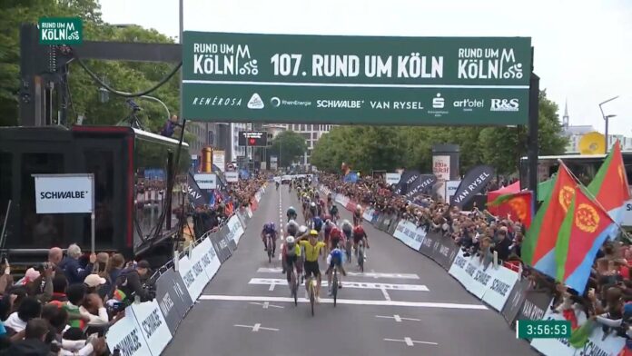 tour-de-cologne-2025-victoire-pour-matthew-brennan-devant-biniam-girmay