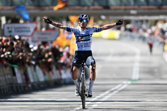tour d'Italie 2025 objectif rose avec primoz roulis pour red bull bora hansgrohe