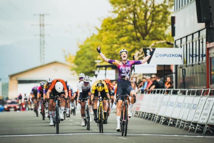 tour-du-pays-basque-feminin-2025-etape-1-mischa-bredewold-simpose-au-sprint Tour du Pays Basque féminin 2025, étape 1 : Mischa Bredewold s'impose au sprint