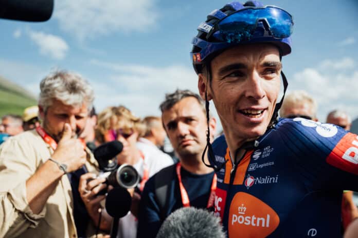 Romain Bardet retraité, mais pas prêt de quitter le monde du cyclisme