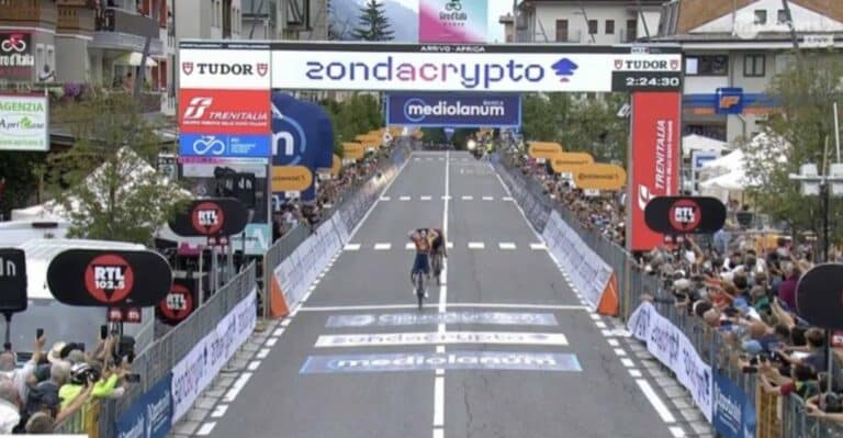 Anna Henderson s’impose sur la 2ème étape du Giro Femmes 2025
