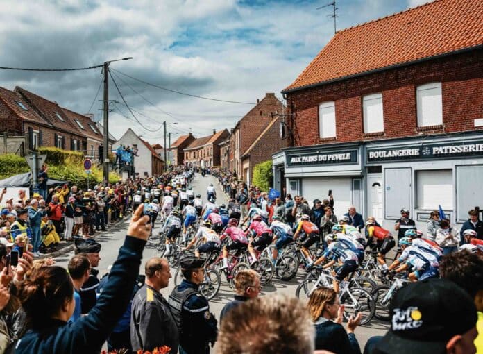 Direct la 4e étape du Tour de France 2025 de Amiens à Rouen 174,2 km suivez en temps réel