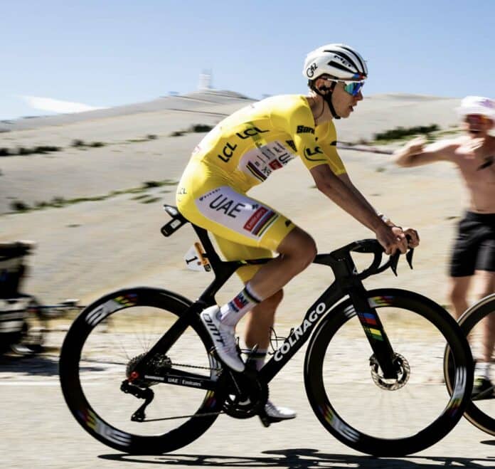 Tadej Pogacar a battu le record d'ascension du Ventoux