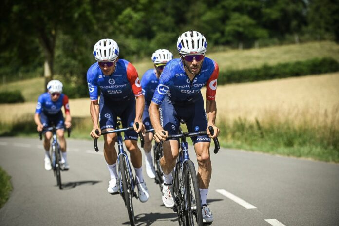 Tour de France 2025 : Est-ce qu'un Français peut atteindre le top 10 du classement général ?