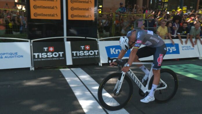 tour-de-france-2025-etape-11-mathieu-van-der-poel-aujourdhui-cetait-une-de-mes-dernieres-chances