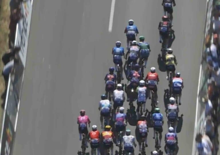 Tour de France 2025 : Jonathan Milan sanctionné après sa victoire, le maillot vert sous pression !