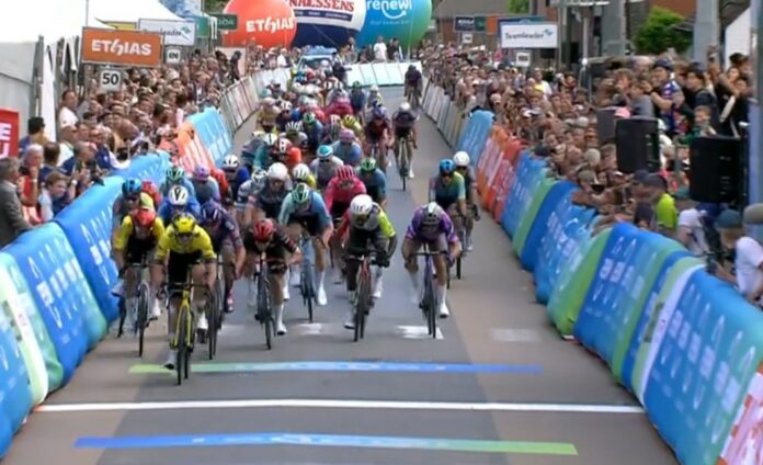 Renewi Tour 2025, étape 2 : Olav Kooij règle le peloton au sprint