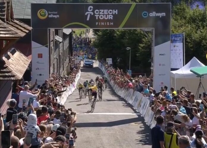 Tour de République Tchèque 2025 : Peter Jannis remporte la dernière étape, Wiliam Lecerf le classement général