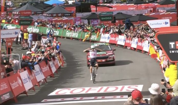 Vuelta 2025 : étape 7 : Juan Ayuso en solitaire, Torstein Træen reste en rouge