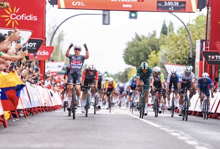 Vuelta 2025 : étape 19 : Jasper Philipsen roi incontesté du sprint