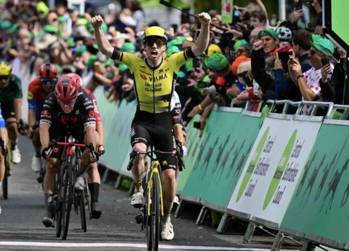 Matthew Brennan la bombe anglaise de 20 ans sous contrat jusqu'en 2029 chez Visma Lease a Bike