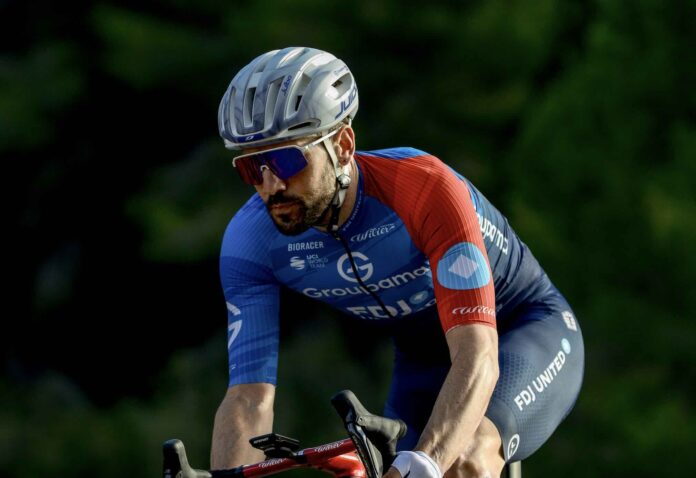 Fracture du col du fémur Le Gac au tapis Groupama FDJ frappée avant l'heure