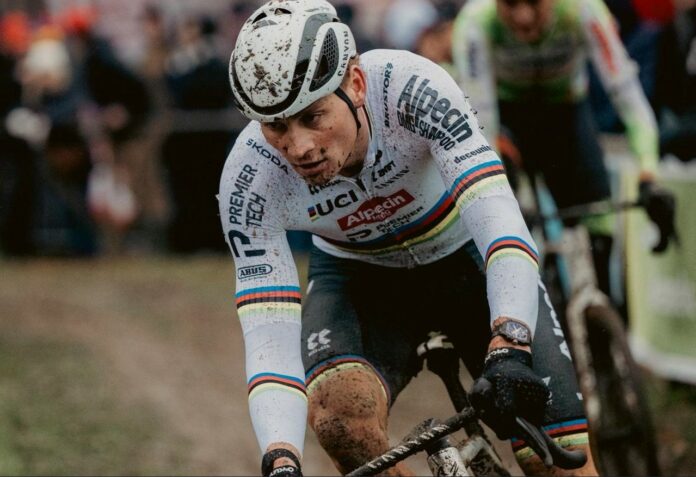 mathieu-van-der-poel-remporte-gp-sven-nys-a-baal Mathieu van der Poel remporte GP Sven Nys à Baal