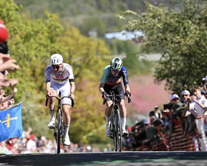 Paul Seixas Tour de France 2026 le duel avec Pogacar à Liège relance le débat sur sa présence