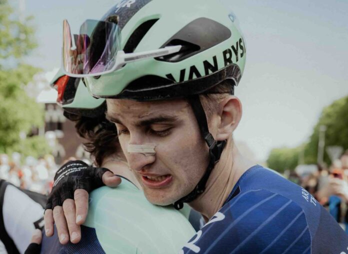 Paul Seixas 19 ans qui est le coureur dont la France entière parle tant
