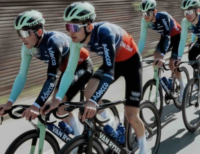 Tour de France 2026 Paul Seixas 33 369 mètre de dénivelé en Sierra Nevada le prodige ne s'arrête plus