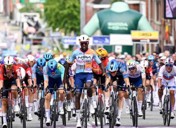Baloise Belgium Tour 2026 Biniam Girmay remporte la 1ère étape au sprint