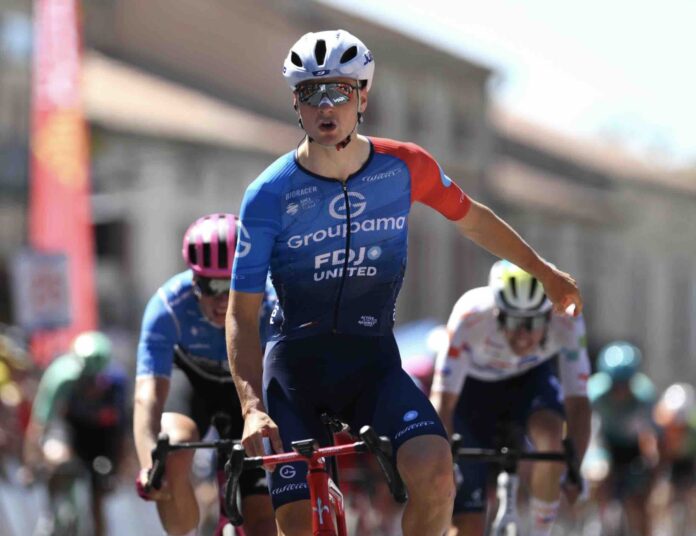 Route d'Occitanie 2026 THibaud Gruel remporte la 1ère étape au sprint