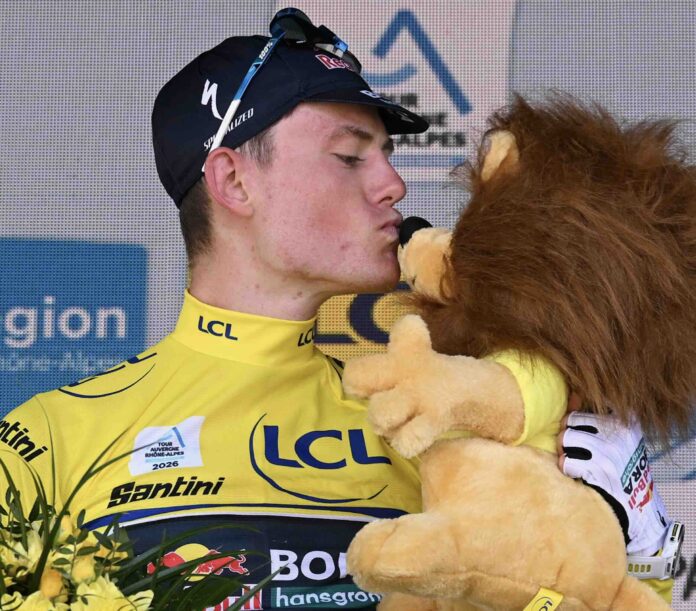 Tour Auvergne Rhône Alpes Luke Tuckwell le maillot jaune inconnu qui va vivre l'enfer du Grand Colombier