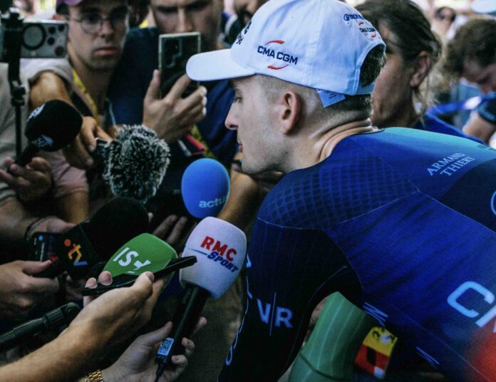 Tour de France 2026 Paul Seixas peut-il faire tomber Pogacar et Vingegaard à Montjuic dès la 2e étape