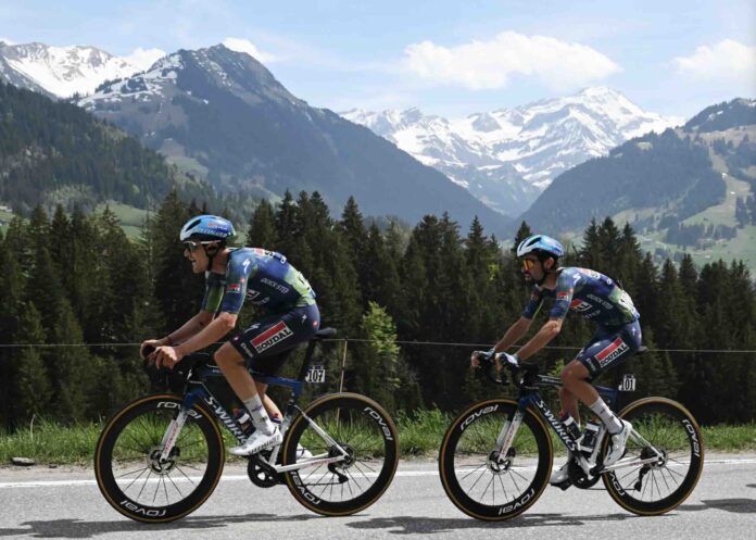 Tour de France 2026 Soudal Quick Step Merlier pour les sprints Paret Peintre pour les pois sans Landa la sélection dévoilée